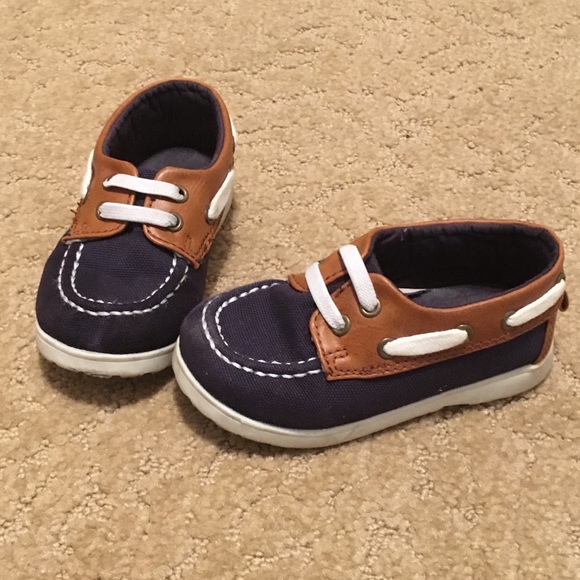 H&M Other - H&M Adorable Loafers in Blue Brown - Size 6